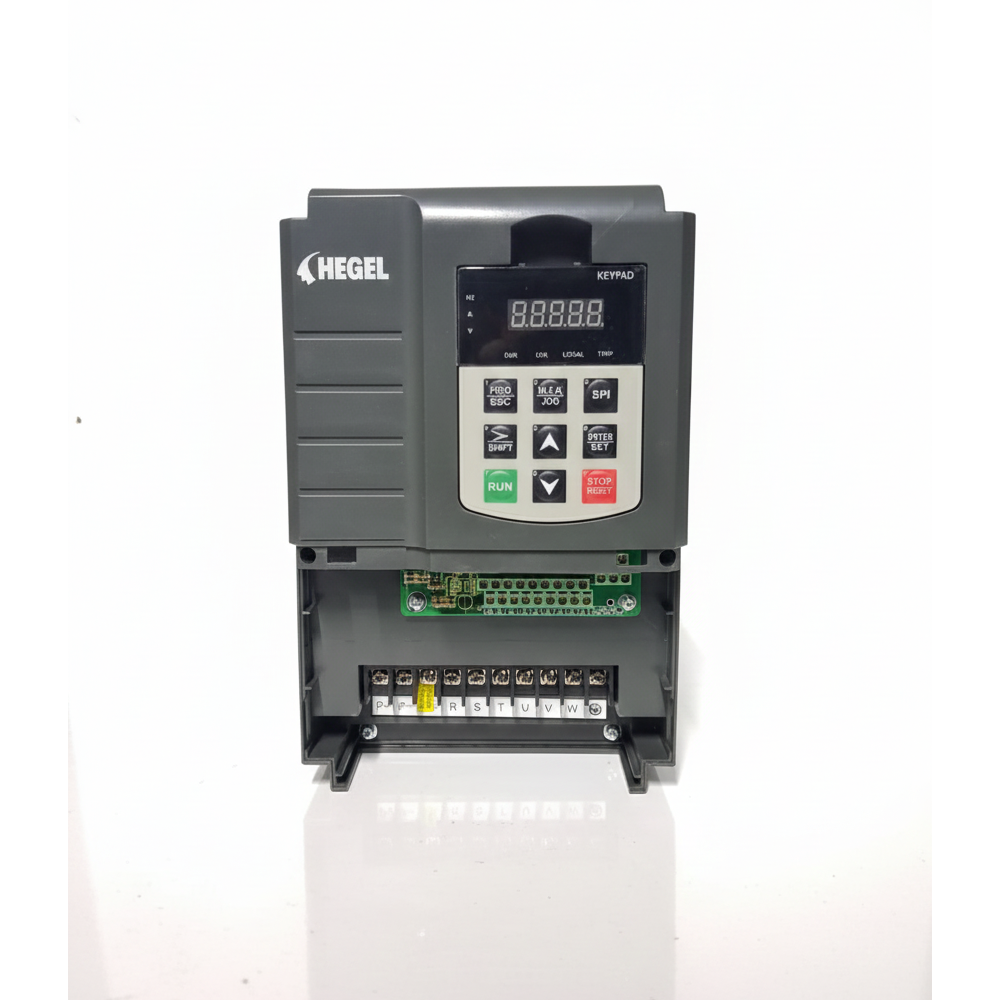 Hegel 11kW 15HP Trifaze MPPT DC Pompa Sürücüsü 380V Solar Pompa İnverteri